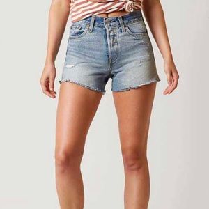 NWT Levi’s Wedgie Fit High Waisted Shorts
